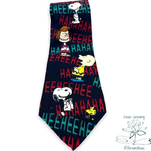 Peanuts Charlie Brown Characters Funny Tie - Picture 4 of 6